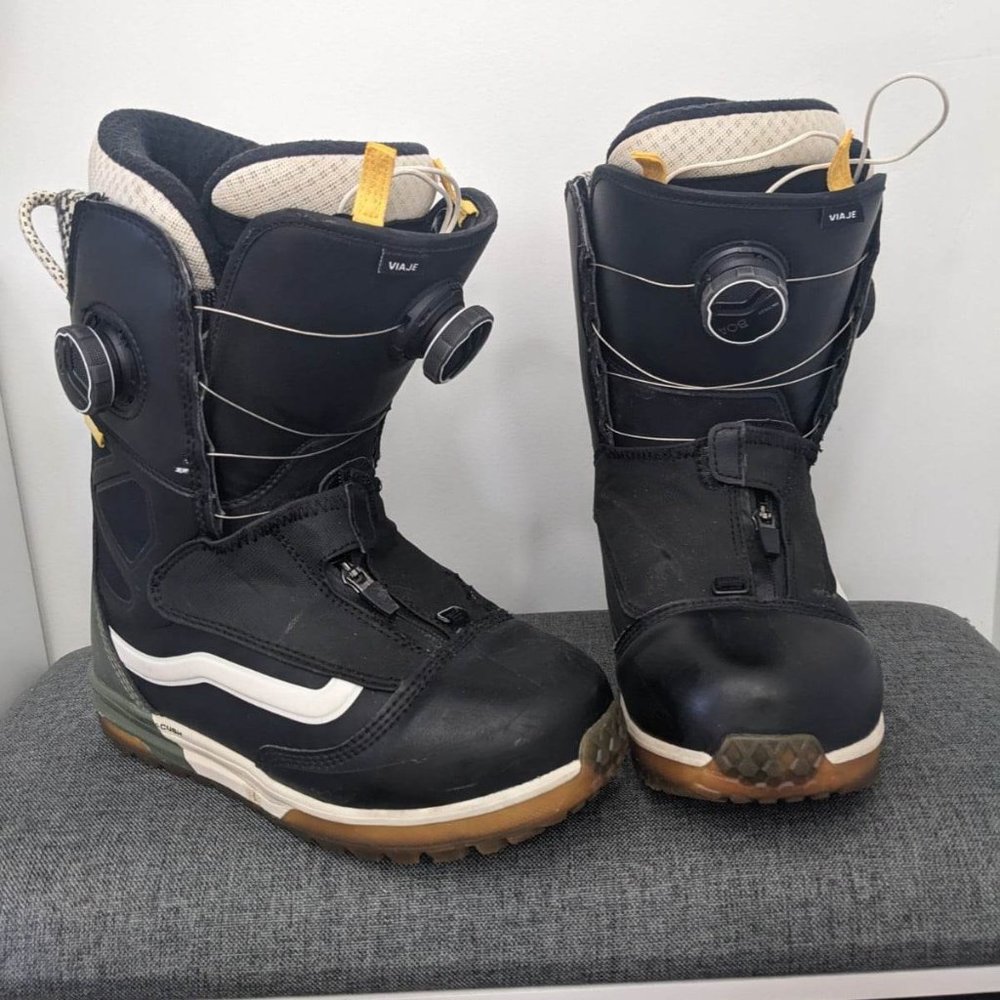 Vans Viaje 2021 Ultracush 7.5 Womens Double Boa Snowboard Boots